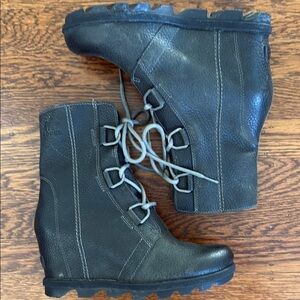 Sorel Women's Joan of Arctic Wedge II (Quarry)